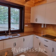 styleglass-konyha-hatfalak_06-scaled_vizjeles