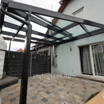 styleglass-teli-nyari-kertek-scaled_vizjeles