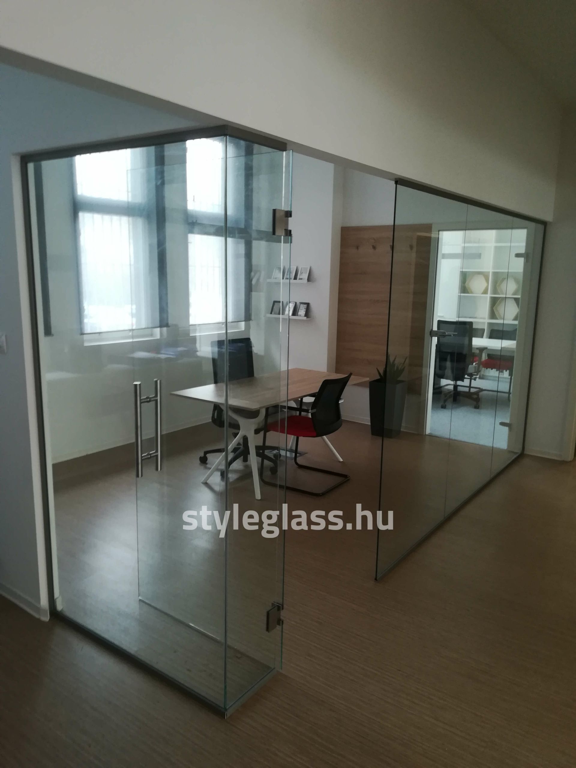 styleglass-uvegfalak_05-1-scaled_vizjeles